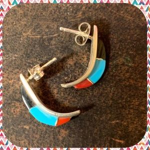 🌷NWT Crescent moon Zuni multigem 3D inlay post